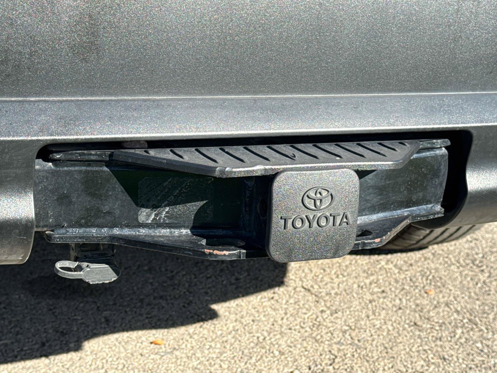 Used 2022 Toyota Highlander XLE AWD/4WD image 20