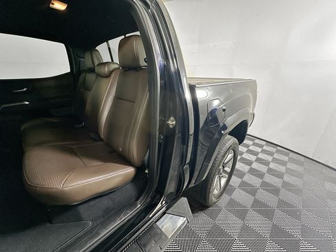 Used 2019 Toyota Tacoma Limited RWD image 26
