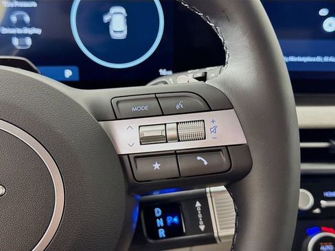 New 2026 Hyundai Tucson Limited FWD image 19