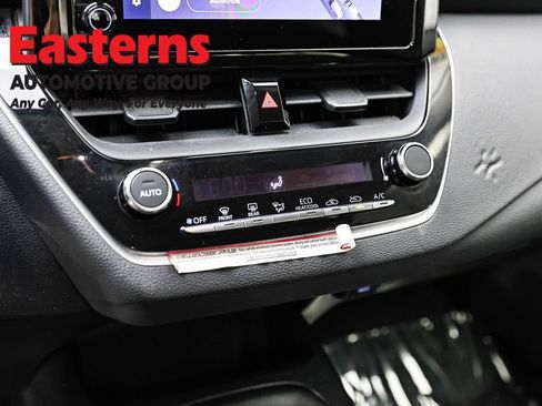 Used 2023 Toyota Corolla LE FWD image 20