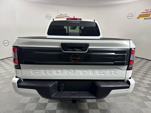 New 2026 Nissan Frontier PRO-4X w/ Pro-4x Convenience Package image 4