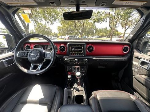 Used 2019 Jeep Wrangler Rubicon AWD/4WD image 2
