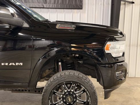 Used 2020 RAM 2500 Laramie AWD/4WD image 11