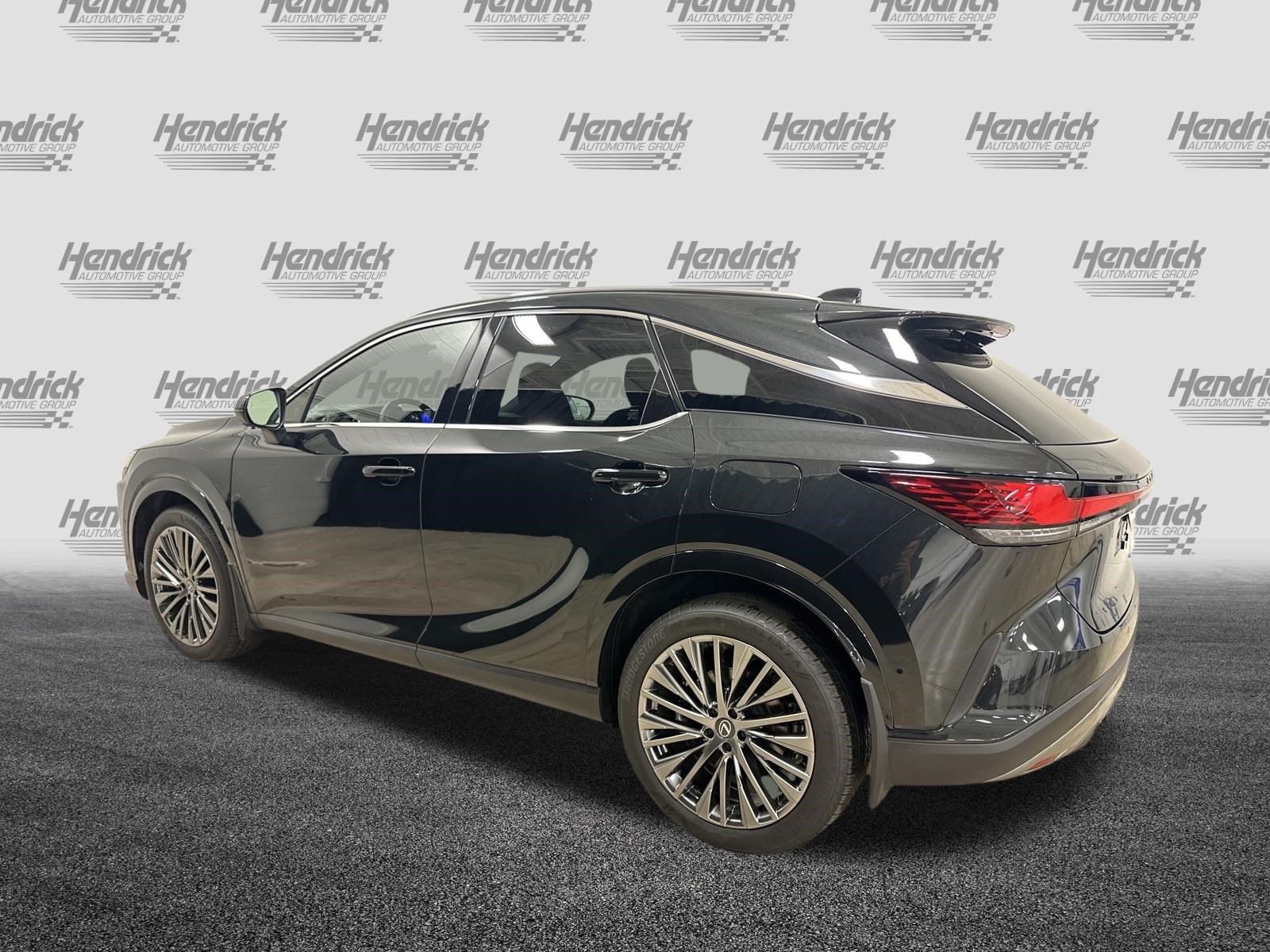Certified 2026 Lexus RX 450h AWD w/ Convenience Package image 8