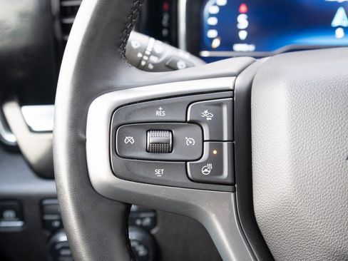 Used 2025 Chevrolet Silverado 1500 LT image 6