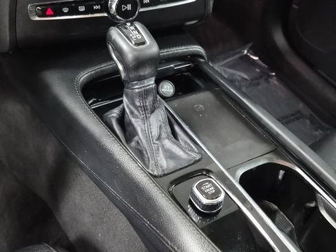 Used 2022 Volvo XC90 T5 Momentum w/ Climate Package image 33