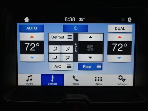 Used 2016 Ford Expedition Limited image 30