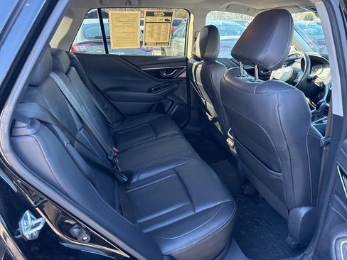 Used 2020 Subaru Outback Limited image 13