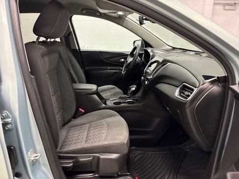 Used 2022 Chevrolet Equinox LT FWD image 35