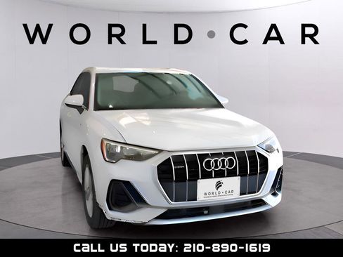 Used 2020 Audi Q3 2.0T Premium w/ Convenience Package AWD/4WD image 1