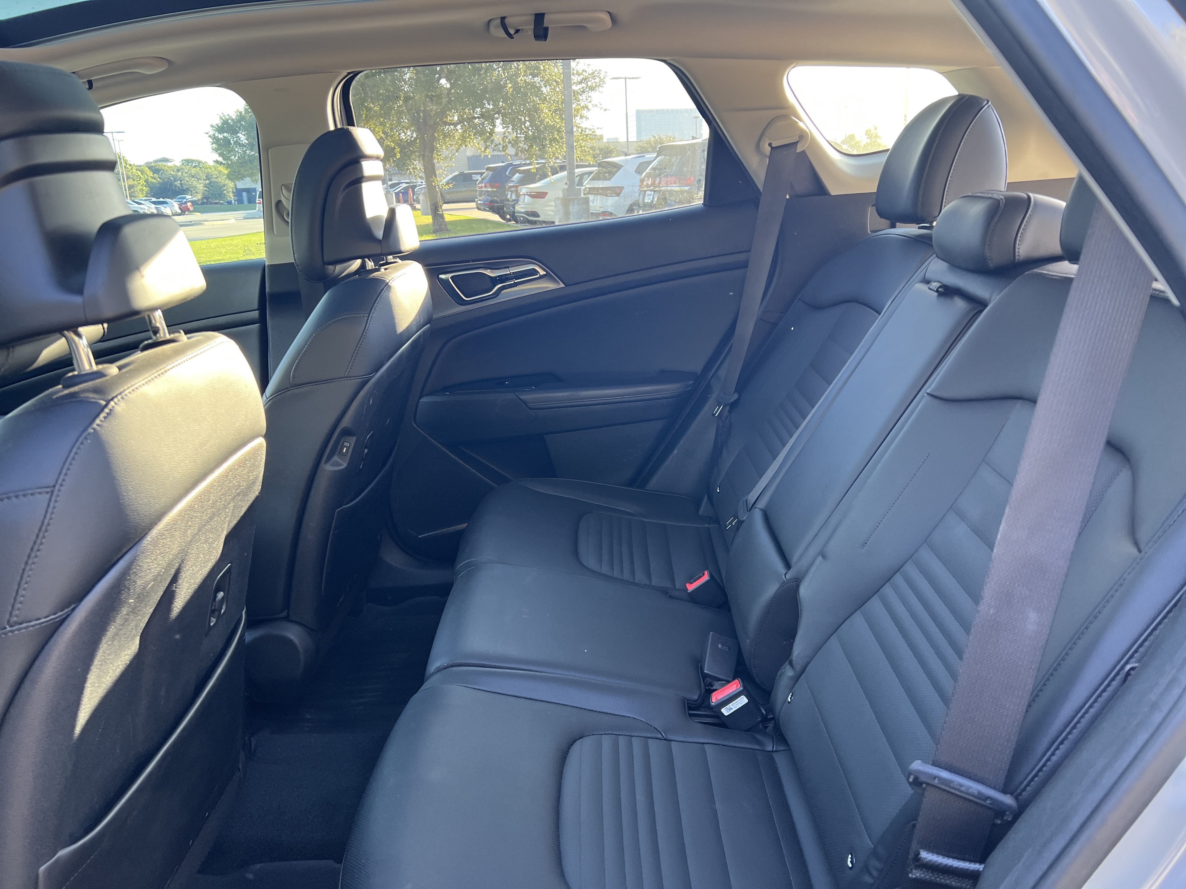 Used 2024 Kia Sportage SX FWD image 28