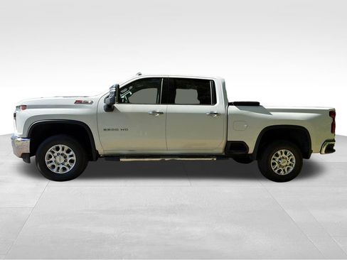 Used 2020 Chevrolet Silverado 2500 LTZ w/ LTZ Plus Package AWD/4WD image 2