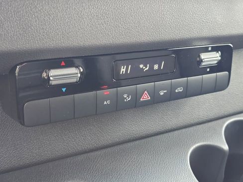 New 2025 Mercedes-Benz Sprinter 2500 image 31