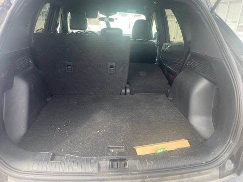 Used 2025 Ford Escape ST-Line w/ Tech Pack #1 AWD/4WD image 18