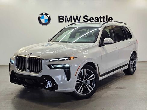 Used 2023 BMW X7 xDrive40i w/ M Sport Package image 1
