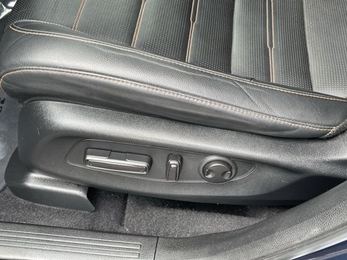 Used 2023 Honda CR-V Sport Touring image 18