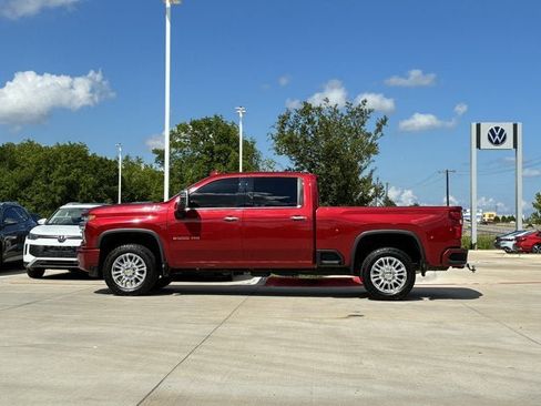 Used 2022 Chevrolet Silverado 2500 High Country w/ Safety Package II AWD/4WD image 3