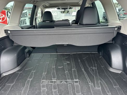 Used 2024 Subaru Forester Touring AWD/4WD image 12