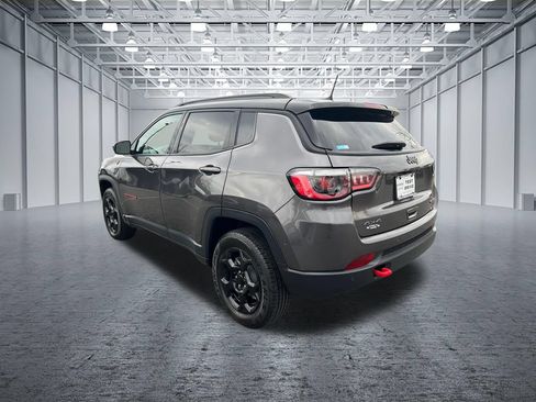 Used 2023 Jeep Compass Trailhawk AWD/4WD image 5