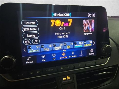 Used 2022 Nissan Altima 2.5 SV image 25