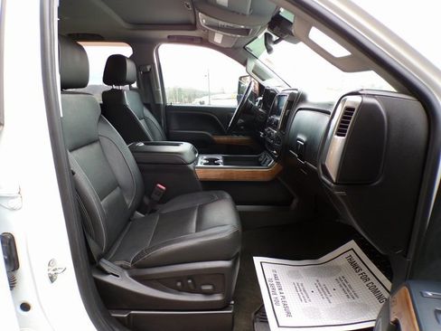 Used 2018 Chevrolet Silverado 3500 LTZ w/ Duramax Plus Package image 11