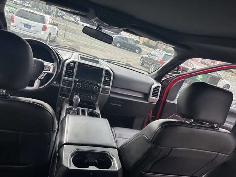 Used 2017 Ford F150 Lariat image 14