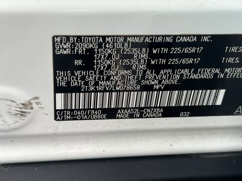 Used 2020 Toyota RAV4 LE image 31