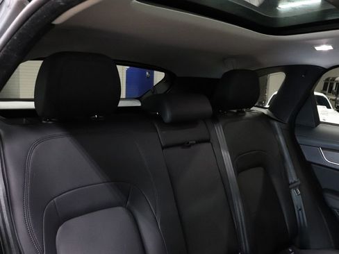 Used 2021 Jaguar F-PACE image 20