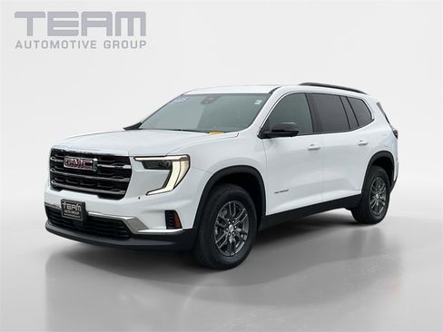 Used 2025 GMC Acadia Elevation image 3