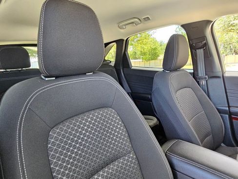 Used 2024 Ford Escape Active AWD/4WD image 19