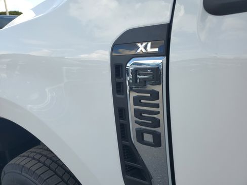 New 2026 Ford F250 XL w/ XL Chrome Package image 8