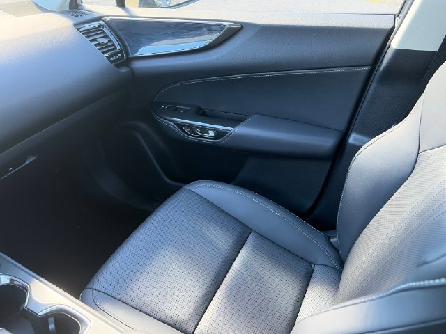 Used 2022 Lexus NX 350h AWD image 16