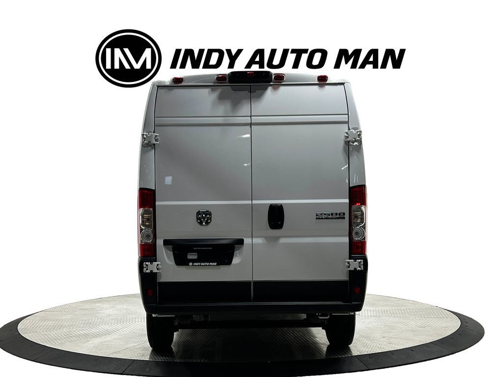 Used 2023 RAM ProMaster 2500 FWD image 5