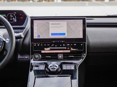 Used 2024 Toyota bZ4X XLE image 14