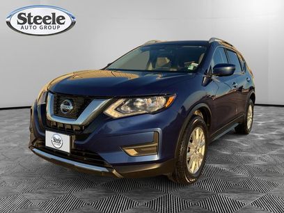Used 2017 Nissan Rogue SV