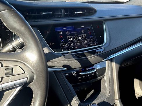 Used 2024 Cadillac XT6 Luxury w/ LPO, Floor Liner Package image 6