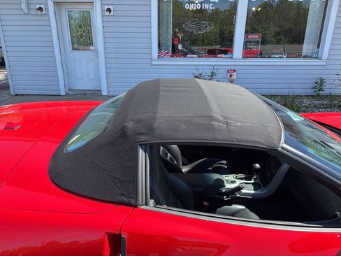 Used 2005 Chevrolet Corvette Convertible w/ Preferred Equipment Group image 23