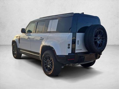 Used 2026 Land Rover Defender 110 X-Dynamic SE AWD/4WD image 8