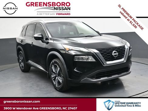 Used 2023 Nissan Rogue SL w/ SL Premium Package FWD image 1