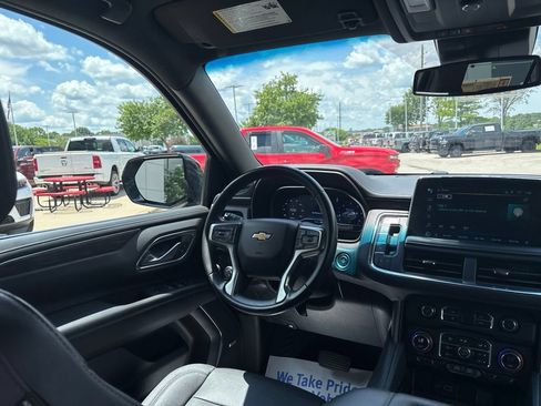 Used 2024 Chevrolet Suburban LT AWD/4WD image 47