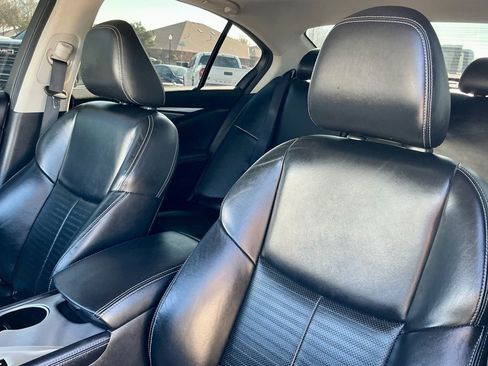 Used 2017 INFINITI Q50 Red Sport 400 image 36