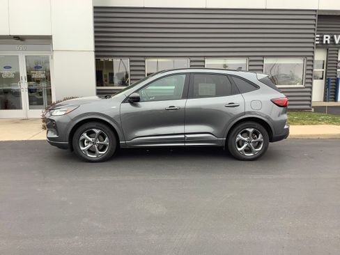 Certified 2023 Ford Escape ST-Line w/ Tech Pack #1 image 2