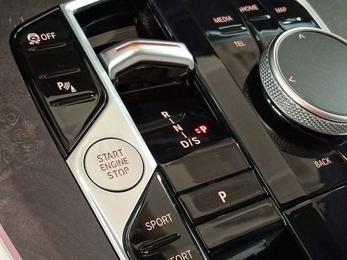 Certified 2024 BMW X5 xDrive40i image 11