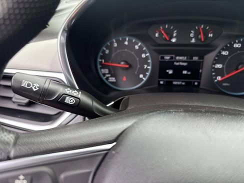 Used 2021 Chevrolet Equinox LS w/ LS Convenience Package image 35