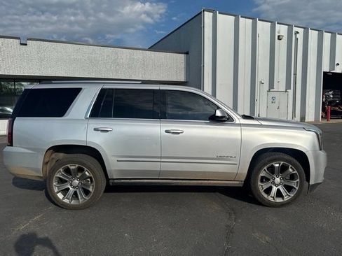 Used 2017 GMC Yukon Denali w/ Open Road Package AWD/4WD image 12