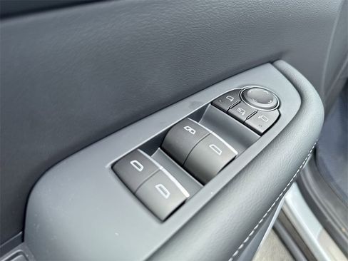 New 2026 Buick Enclave Sport Touring w/ Power Package image 19