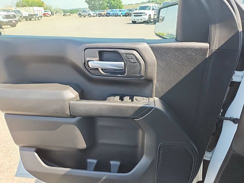 Certified 2022 Chevrolet Silverado 1500 Custom AWD/4WD image 28