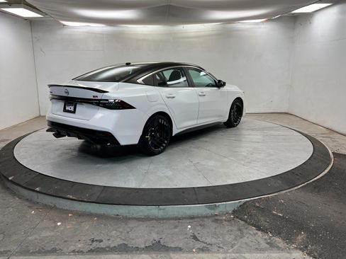 New 2026 Nissan Sentra SR image 5