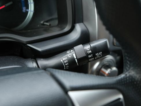 Used 2015 Toyota 4Runner SR5 RWD image 33