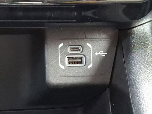 Certified 2022 Jeep Compass Limited image 20